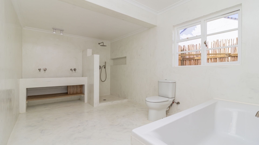 4 Bedroom Property for Sale in Kleinmond Western Cape